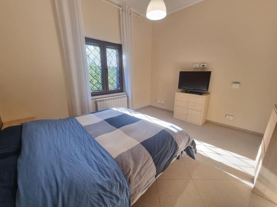-5 Min From Bus Stop-Free Parking Exterior photo