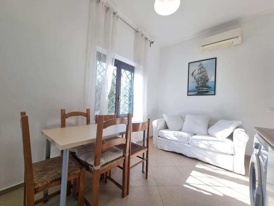 -5 Min From Bus Stop-Free Parking Exterior photo